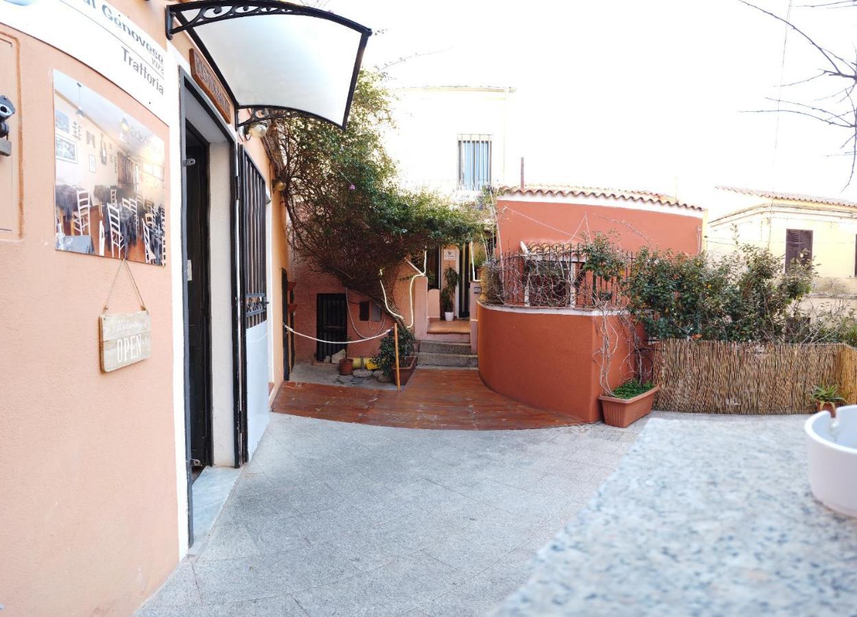 Locanda Dal Genovese La Maddalena  Exteriör bild